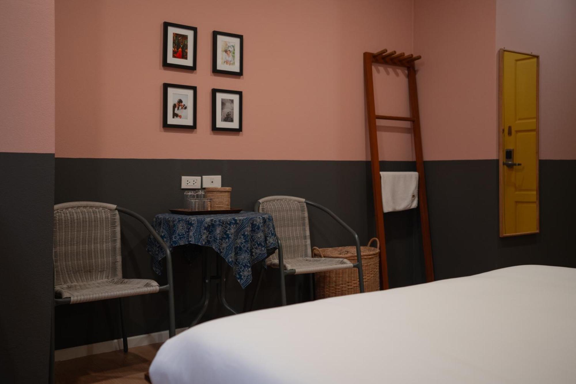 Mammoth Boutique Hotel Чиангмай Екстериор снимка