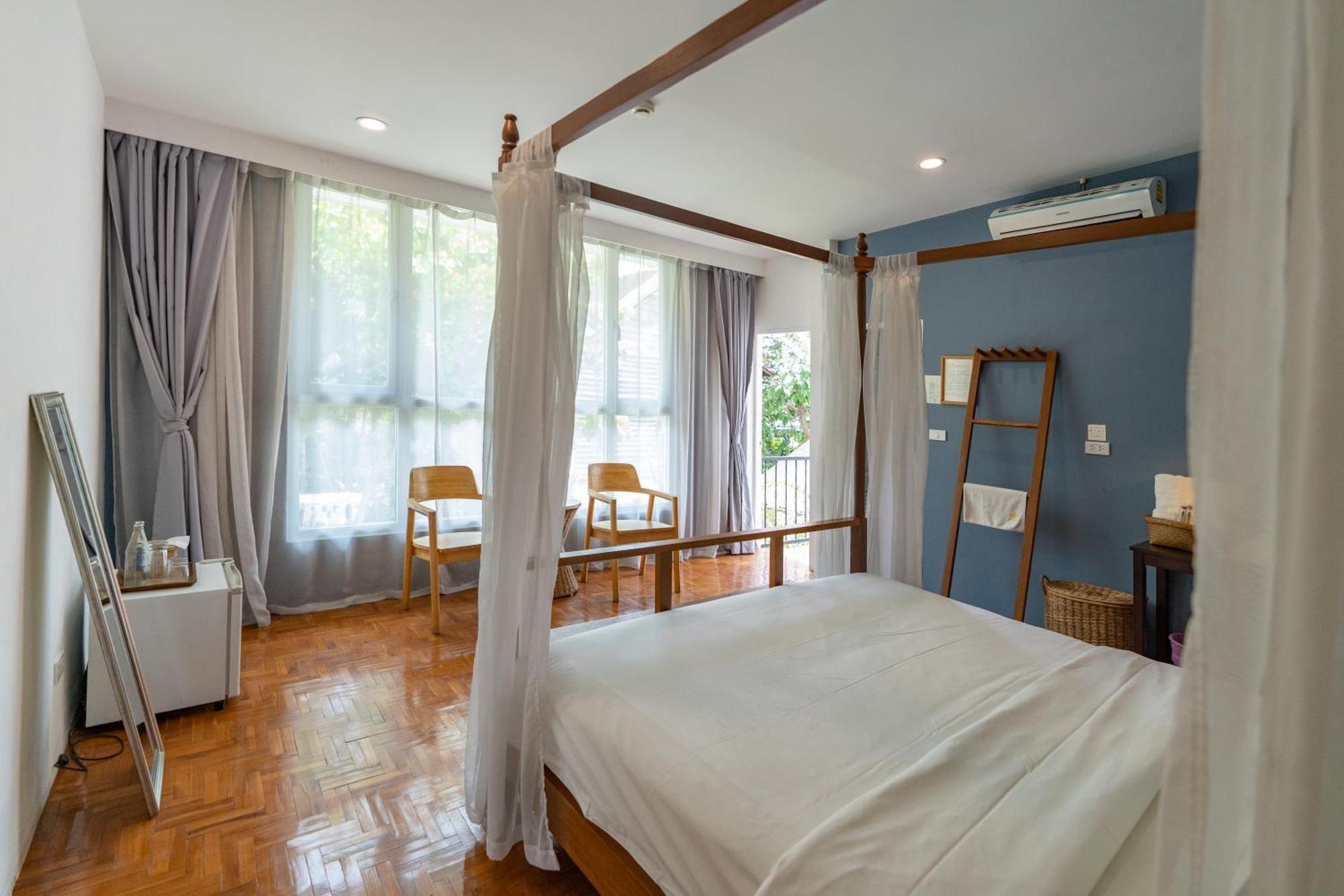 Mammoth Boutique Hotel Чиангмай Екстериор снимка
