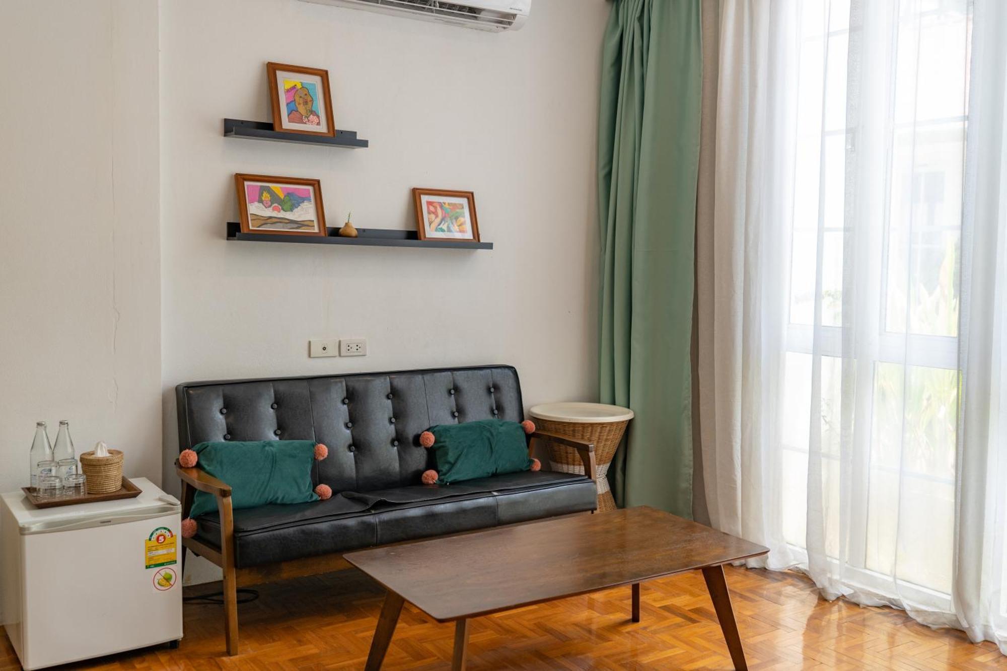 Mammoth Boutique Hotel Чиангмай Екстериор снимка