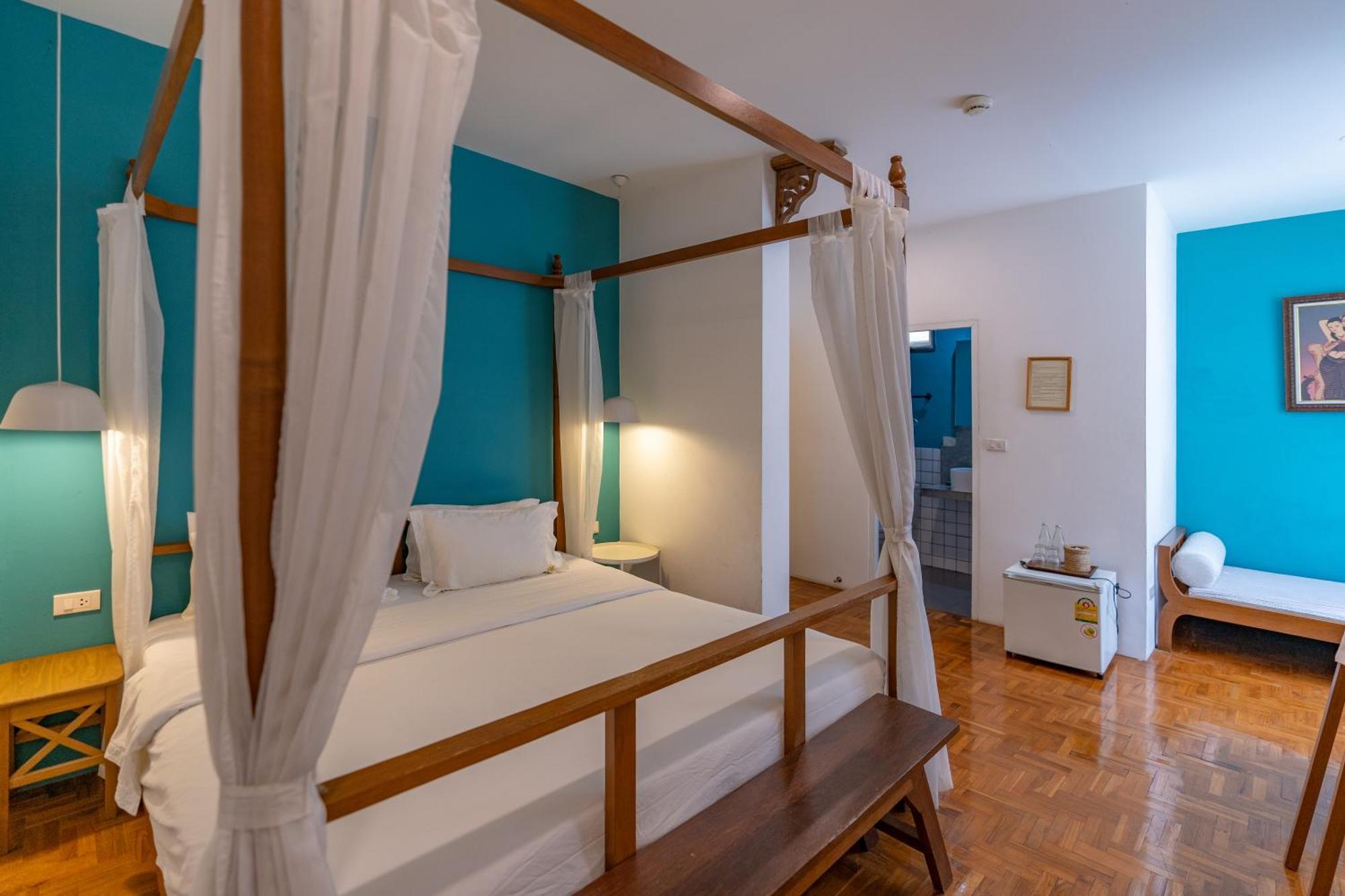 Mammoth Boutique Hotel Чиангмай Екстериор снимка